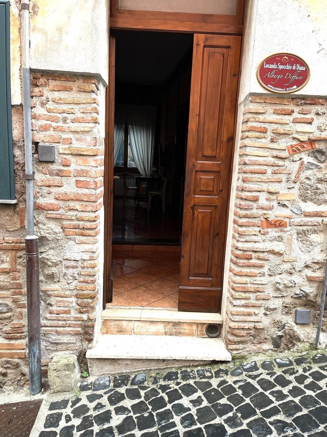 Albergo Diffuso Locanda Specchio Di Diana Nemi Exteriör bild