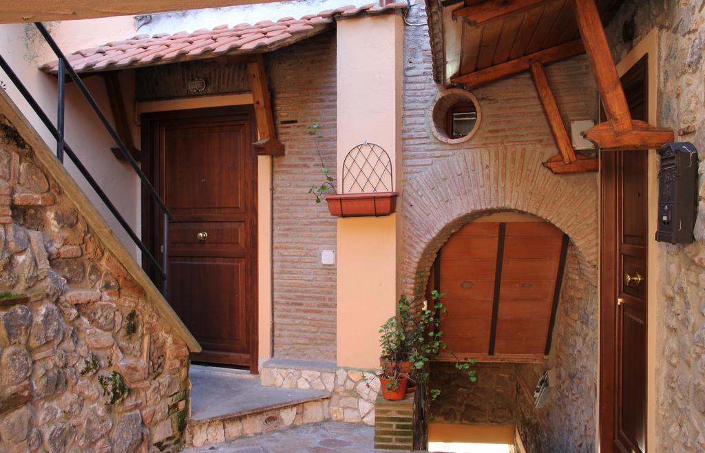 Albergo Diffuso Locanda Specchio Di Diana Nemi Exteriör bild